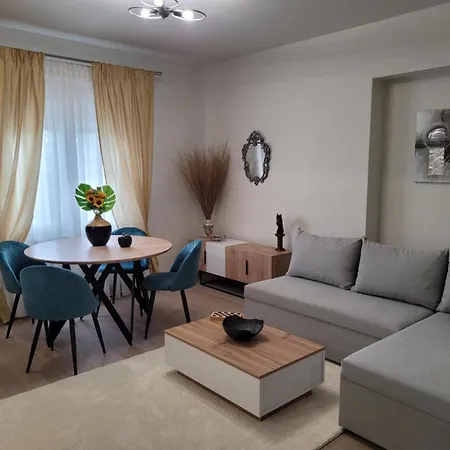 Luxury Captain's Corner In Trikala, 3bd Tríkala