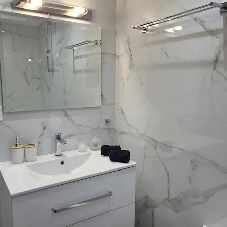 شقة Luxury Captain's Corner In Trikala, 3bd *