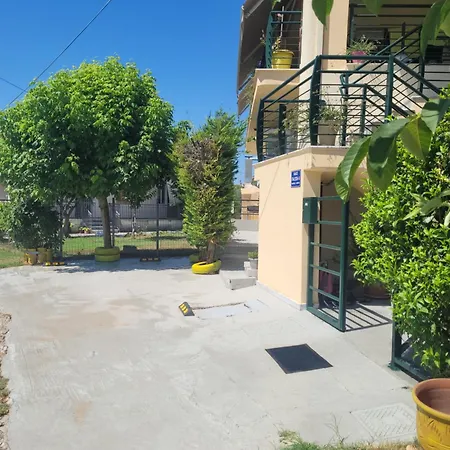 Luxury Captain's Corner In Trikala, 3bd *