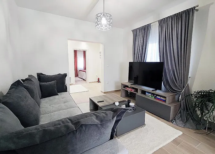 Luxury Captain's Corner In Trikala, 3bd