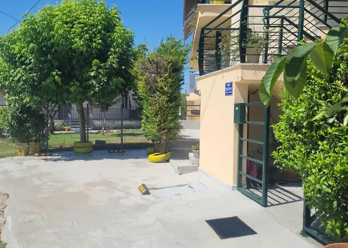 Luxury Captain's Corner In Trikala, 3bd *